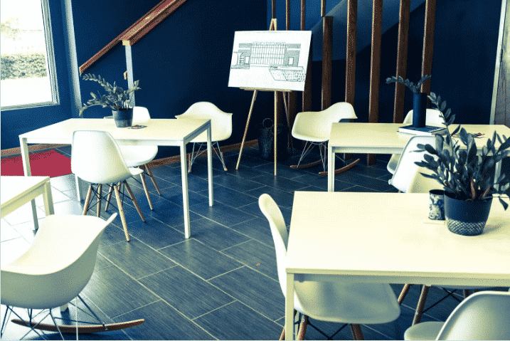 Beautifully Redesigned Lobby and Common Area Beautifully Redesigned Lobby and Common Area